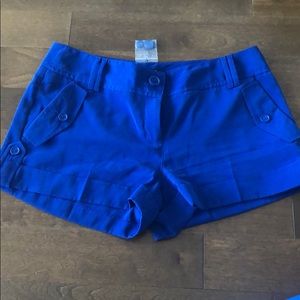 Express shorts (like new)